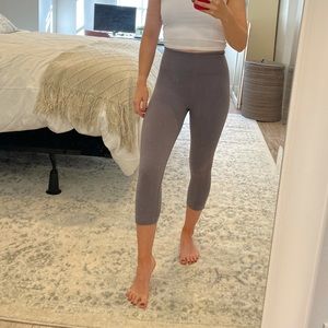 Lululemon Taupe Capri Thick Leggings